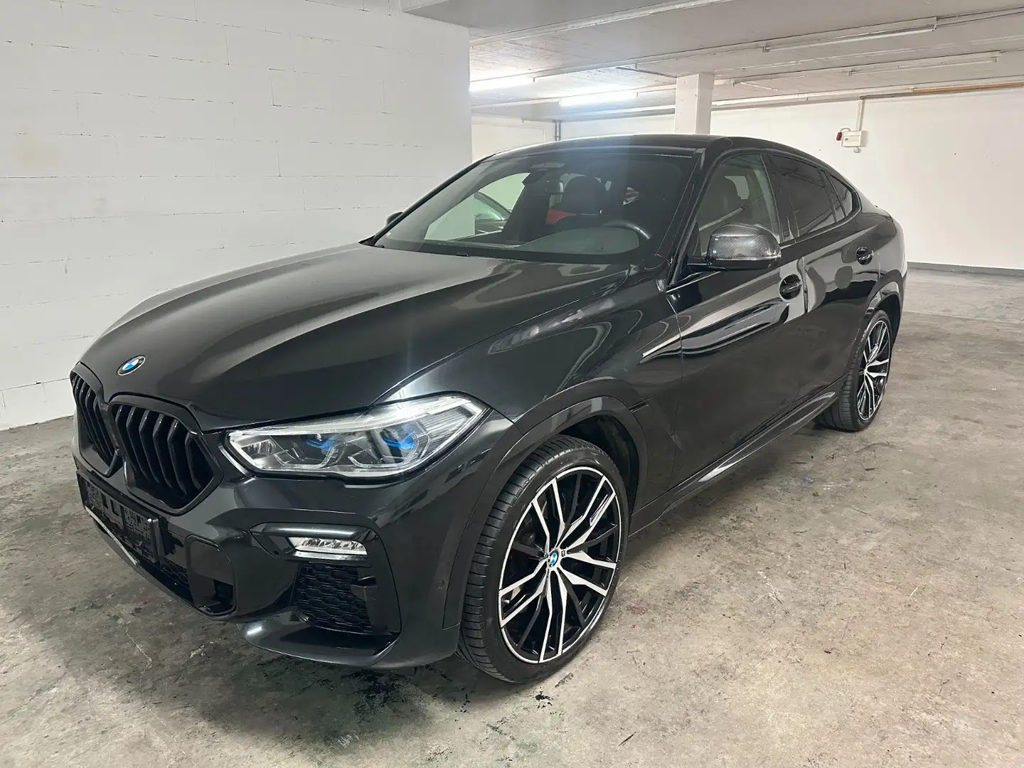 BMW X6 M50d NUR GEWERBE/Pano/Laser/360/Carbon/AHK/Stand Noir - 1