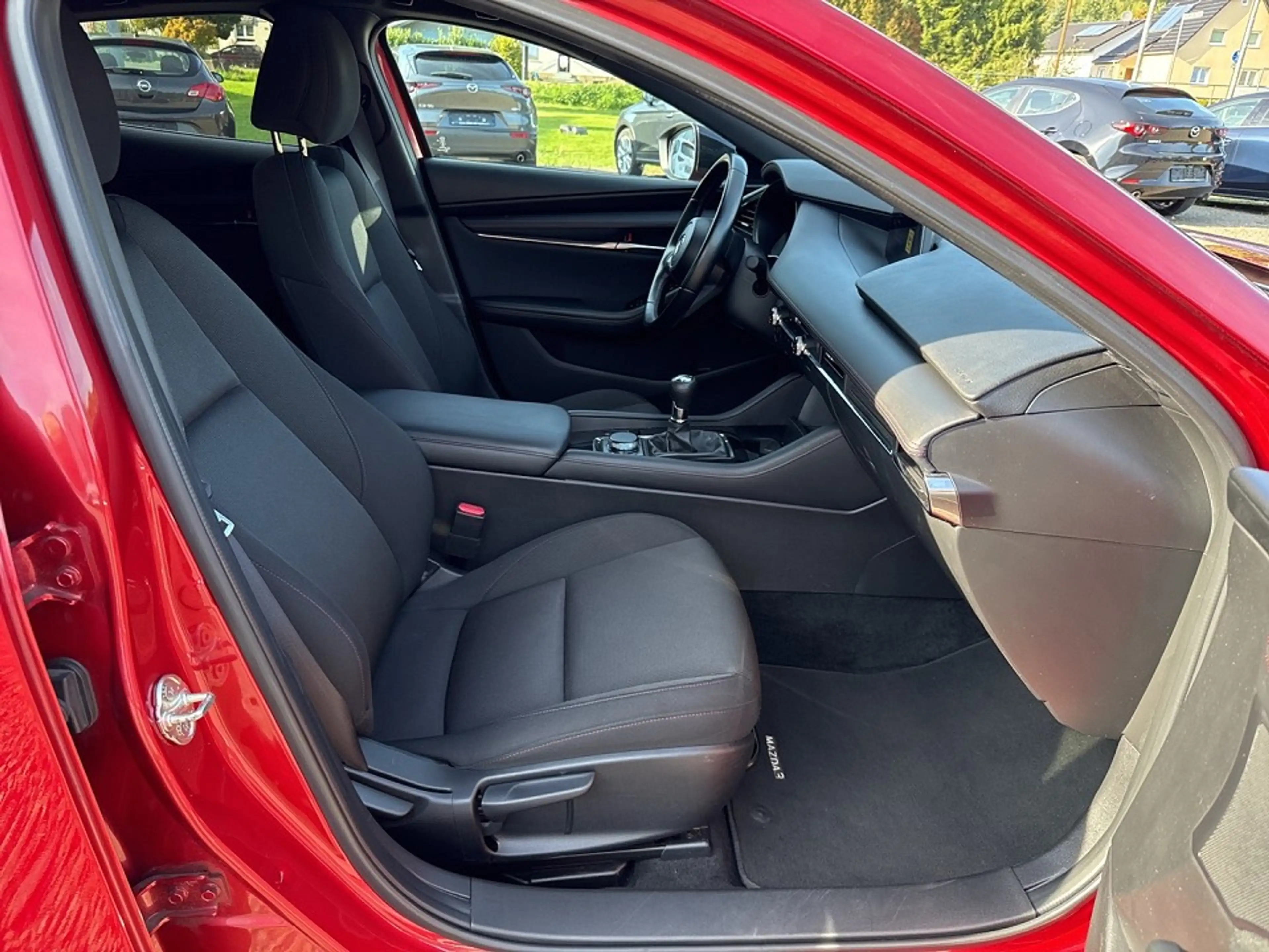 Mazda 3 SKYACTIV-G 2.0 M Hybrid Homura — photo 7