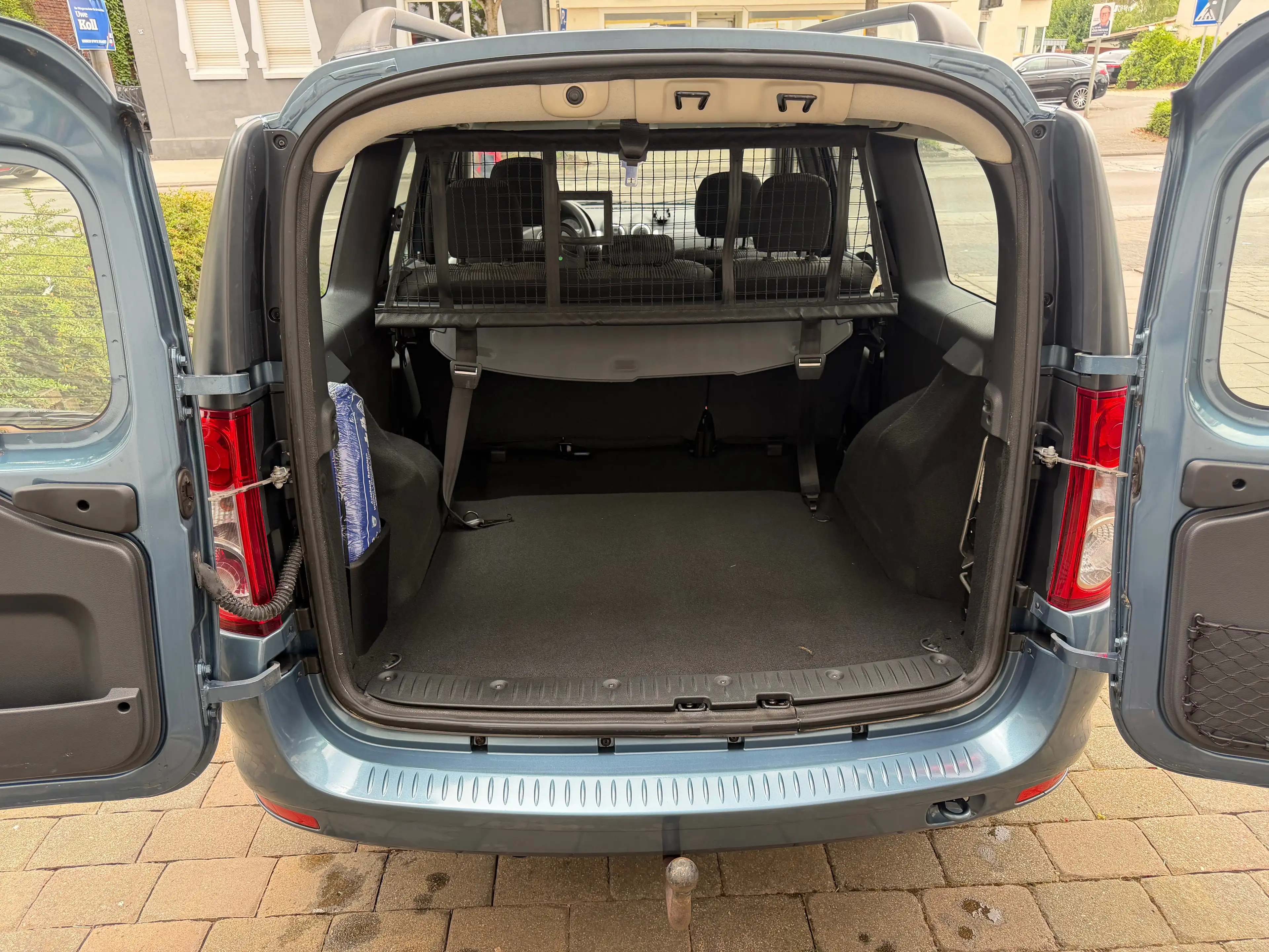 Dacia Logan 1.6 MCV Kombi Laureate Klima - Tüv-Au + Zahnriemen + Ölwechsel + Bremsen NEU — photo 9