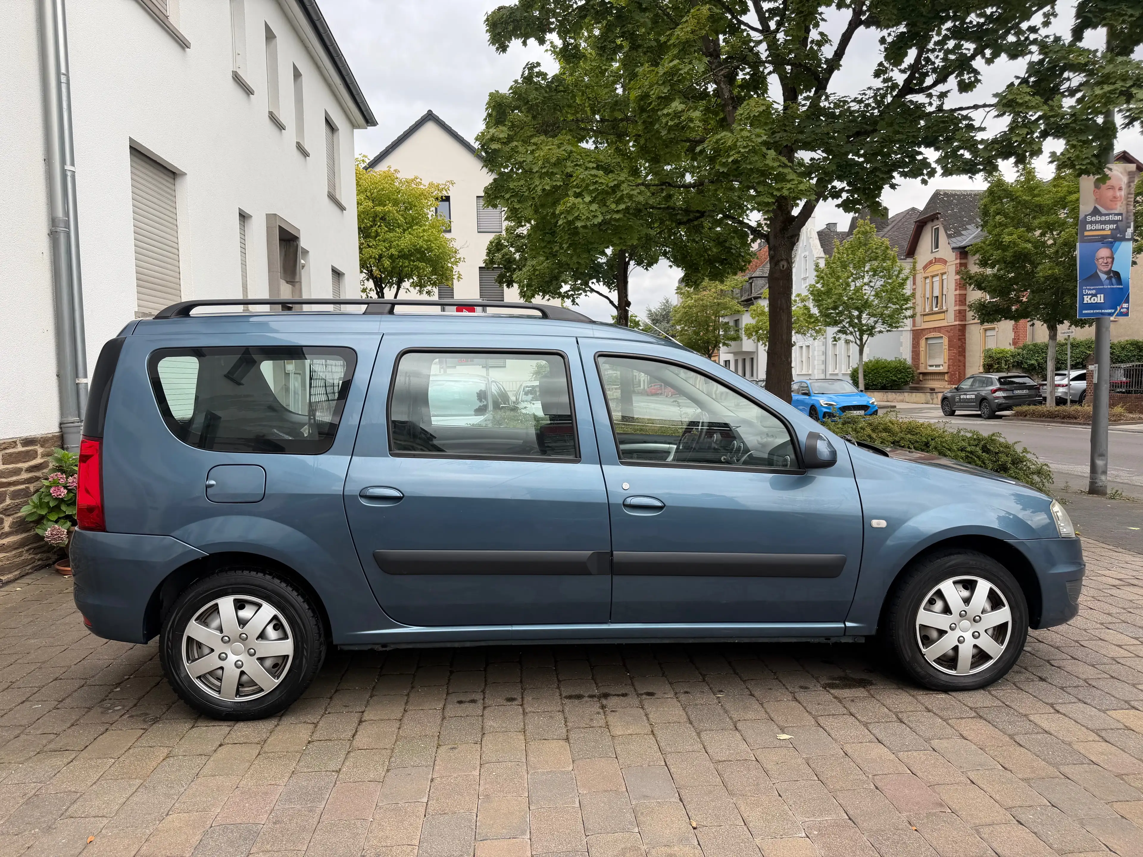 Dacia Logan 1.6 MCV Kombi Laureate Klima - Tüv-Au + Zahnriemen + Ölwechsel + Bremsen NEU — photo 5