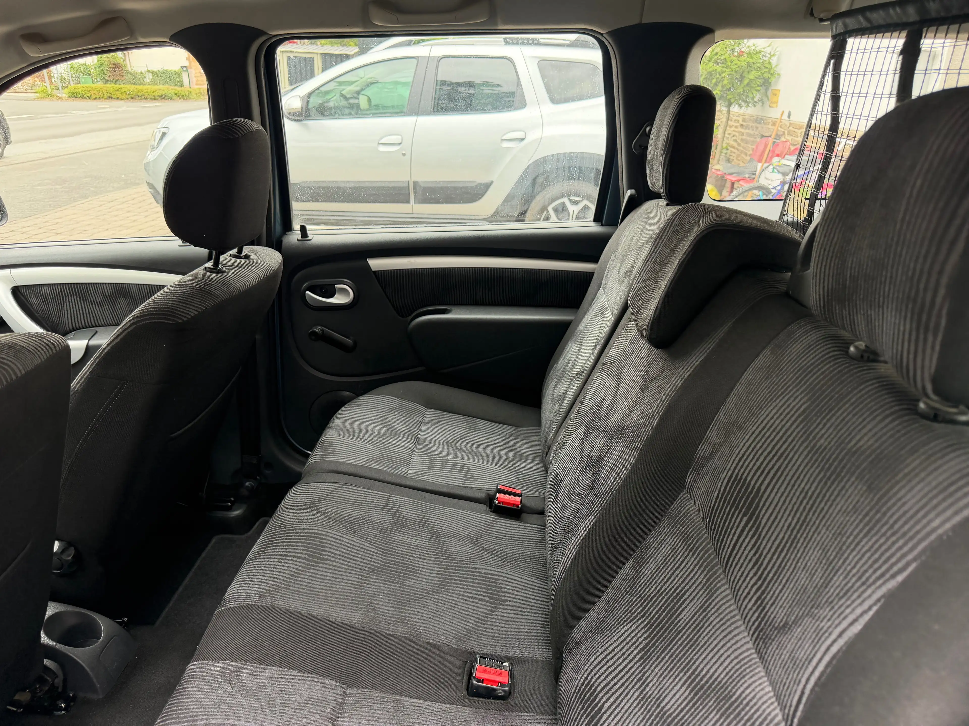 Dacia Logan 1.6 MCV Kombi Laureate Klima - Tüv-Au + Zahnriemen + Ölwechsel + Bremsen NEU — photo 11