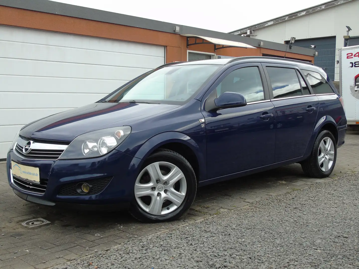 Opel Astra EDITION*6 GANG*TÜV NEU*ALUFELEGN*GEPFLEGT*KLIMA Bleu - 1
