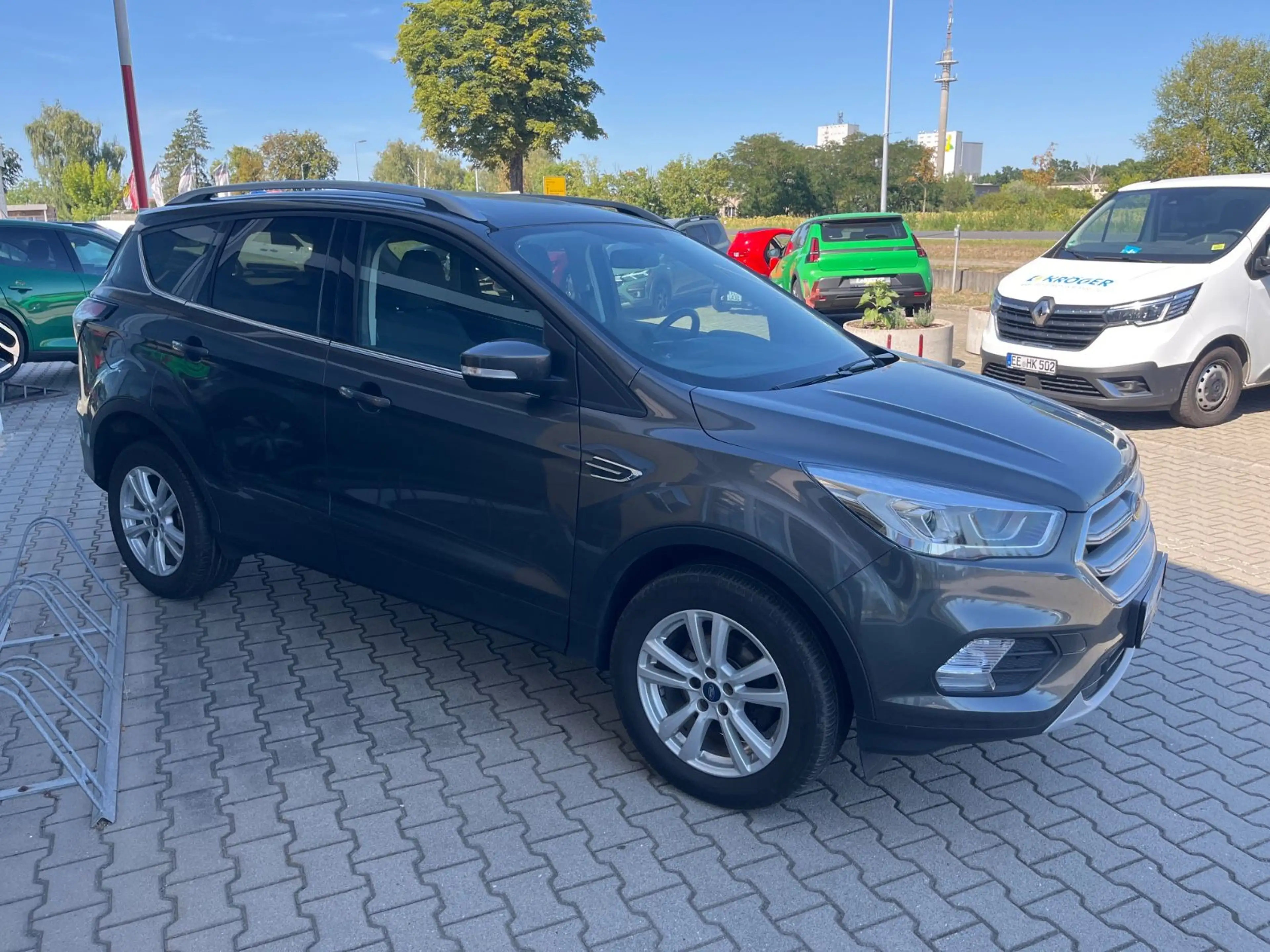 Ford Kuga Cool & Connect — photo 2