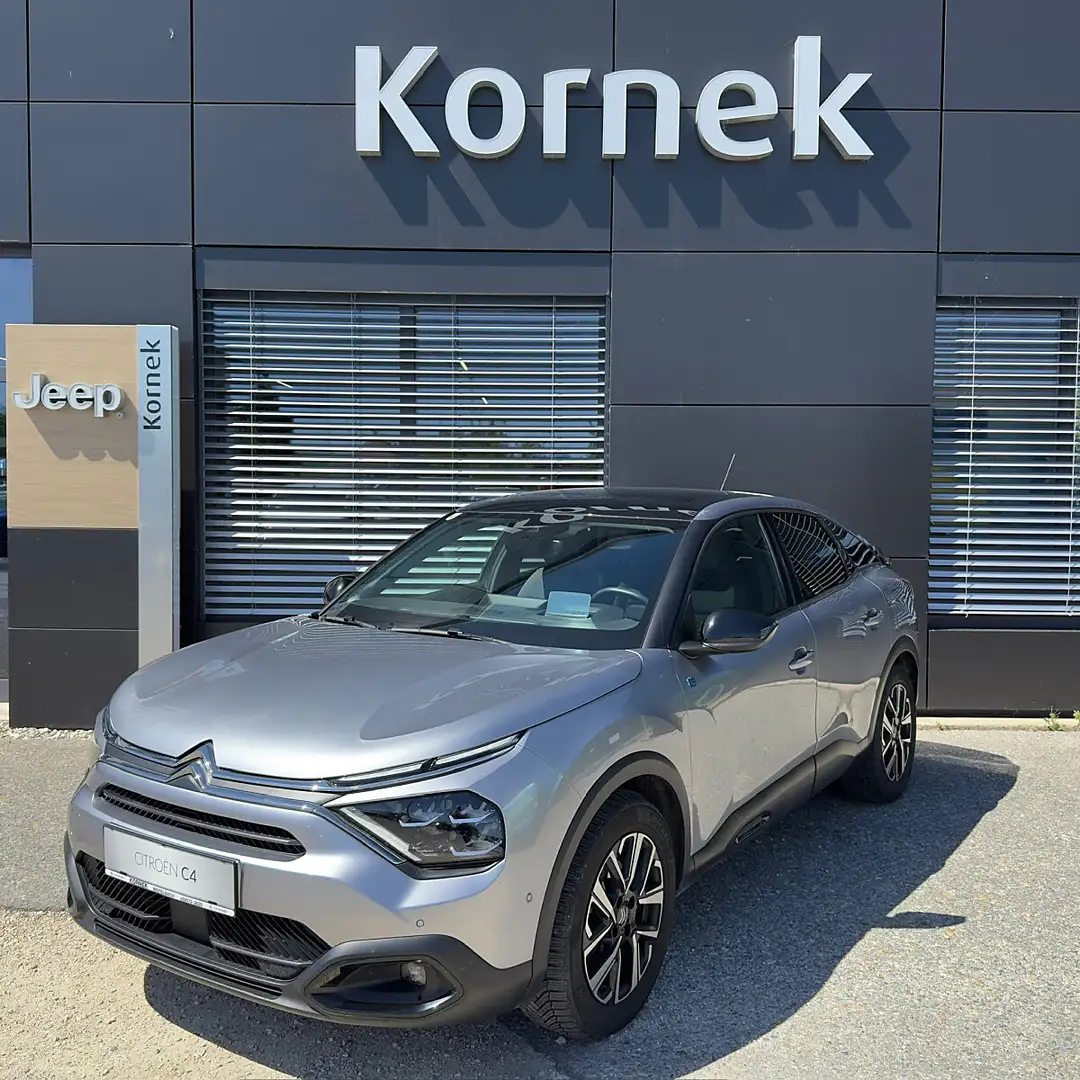 Citroen C4 e-C4 136 50kWh Shine Silber - 1