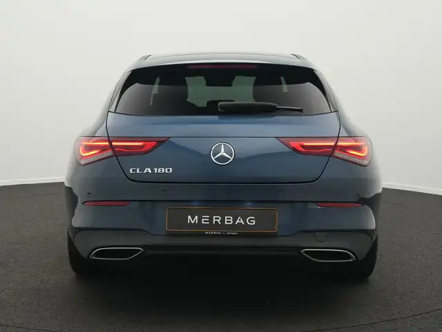Mercedes-Benz CLA view 4