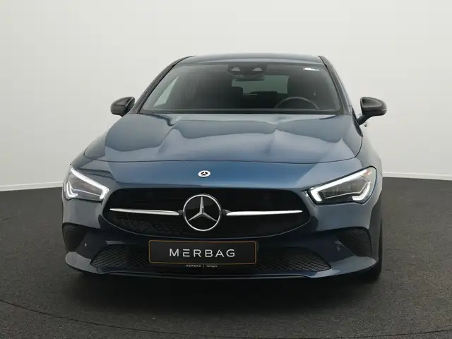 Mercedes-Benz CLA view 2