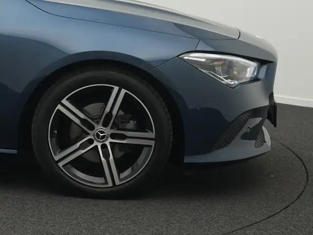 Mercedes-Benz CLA view 8