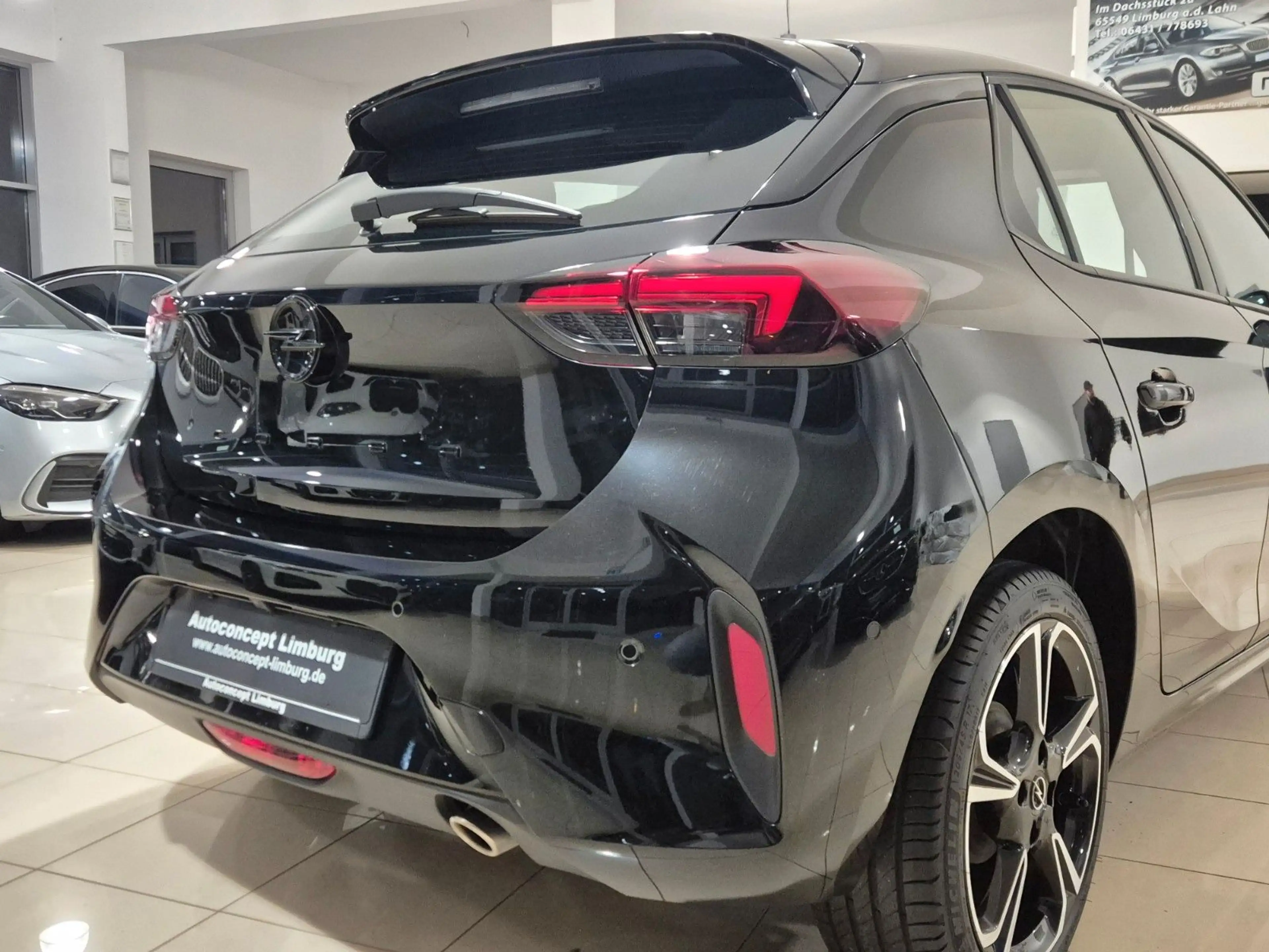 Opel Corsa F GS Sport Pano/R-Cam/LED/CarPlay — photo 9