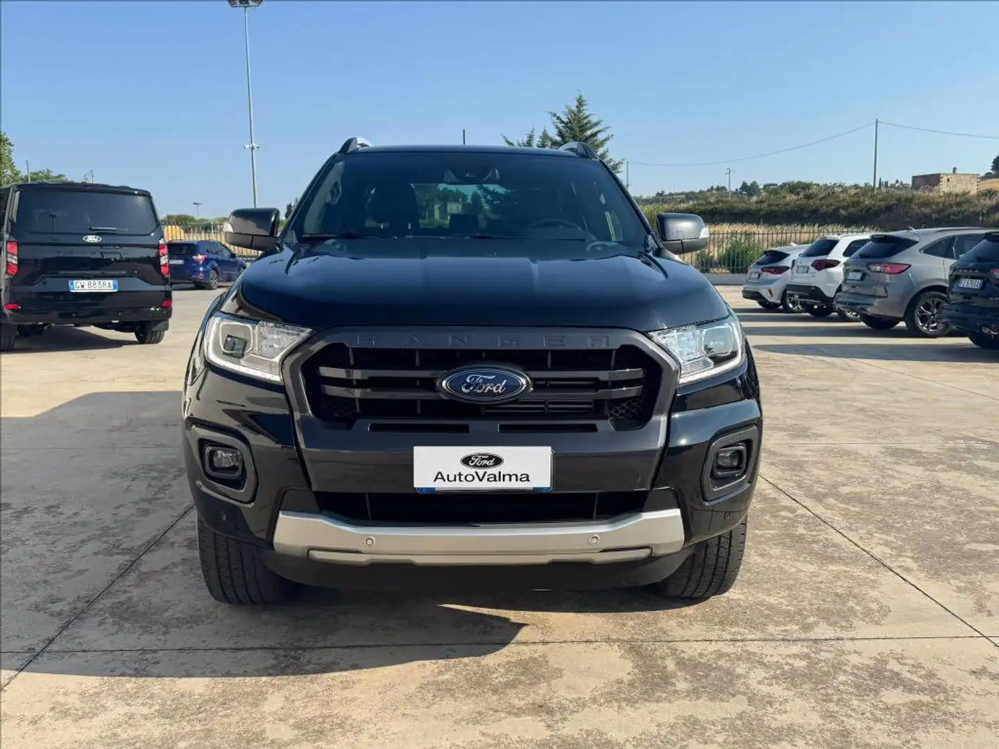 Ford Ranger 2.0 tdci double cab Wildtrak 213cv auto Nero - 1