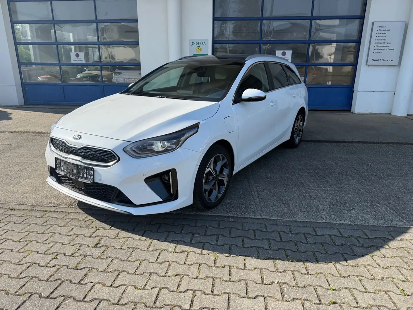 Kia Ceed SW / cee'd SW Ceed SW 1.6 DCT PHEV Platinum 17"  GD Blanc - 1