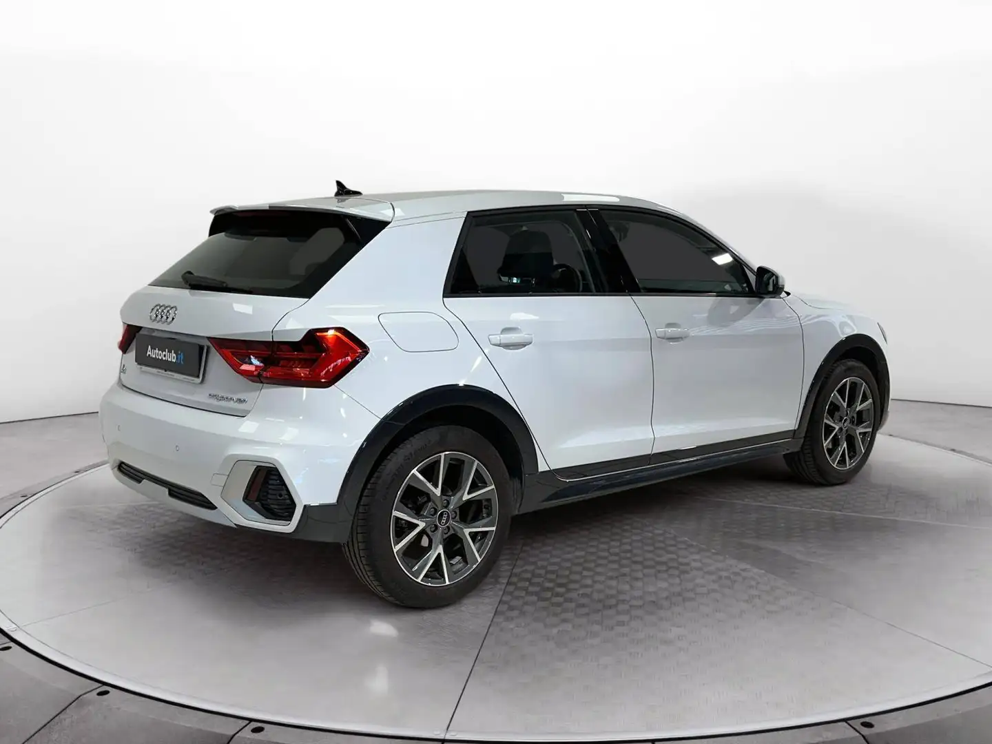 Audi A1 Citycarver 30 1.0 tfsi Admired 110cv Blanc - 2