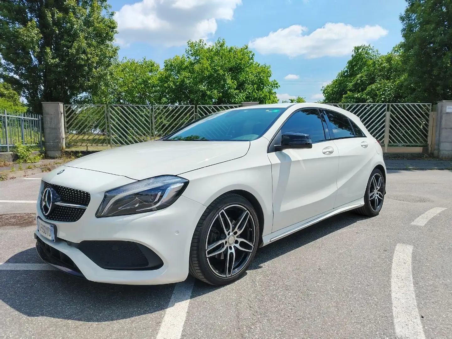Mercedes-Benz A 200 d Premium Force 4matic auto - 1