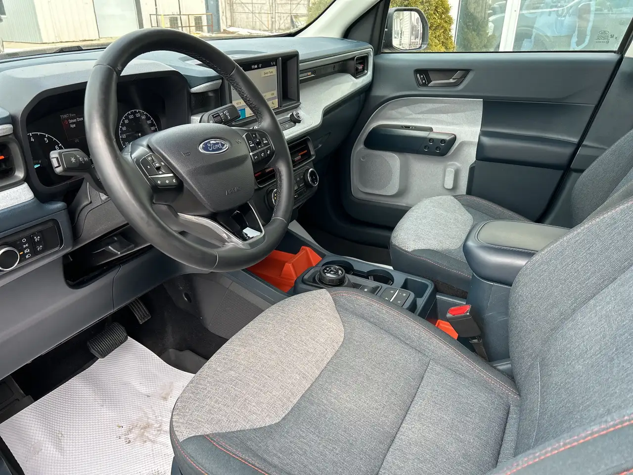 Ford Maverick снимка Ford Maverick