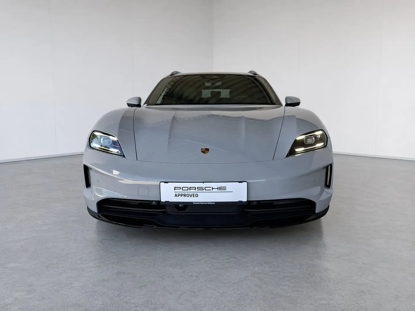 Porsche Taycan 4 Cross Turismo Grau - 2