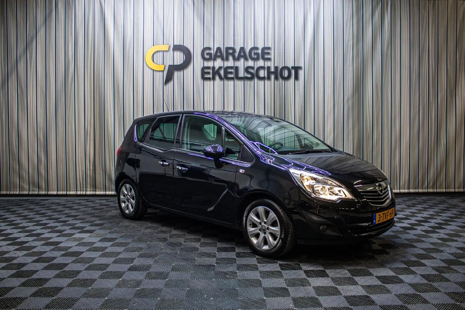 Opel Meriva 1.4 Turbo Cosmo|Trekhaak|Cruise|PDC Zwart - 1