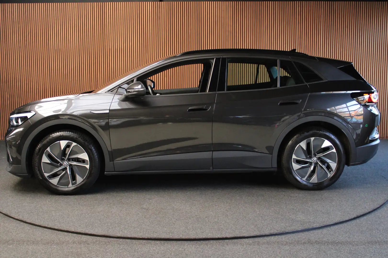 Volkswagen ID.4 Navi ACC Camera Warmtepomp PDC Stuurverwarm. Carpl Gris - 2