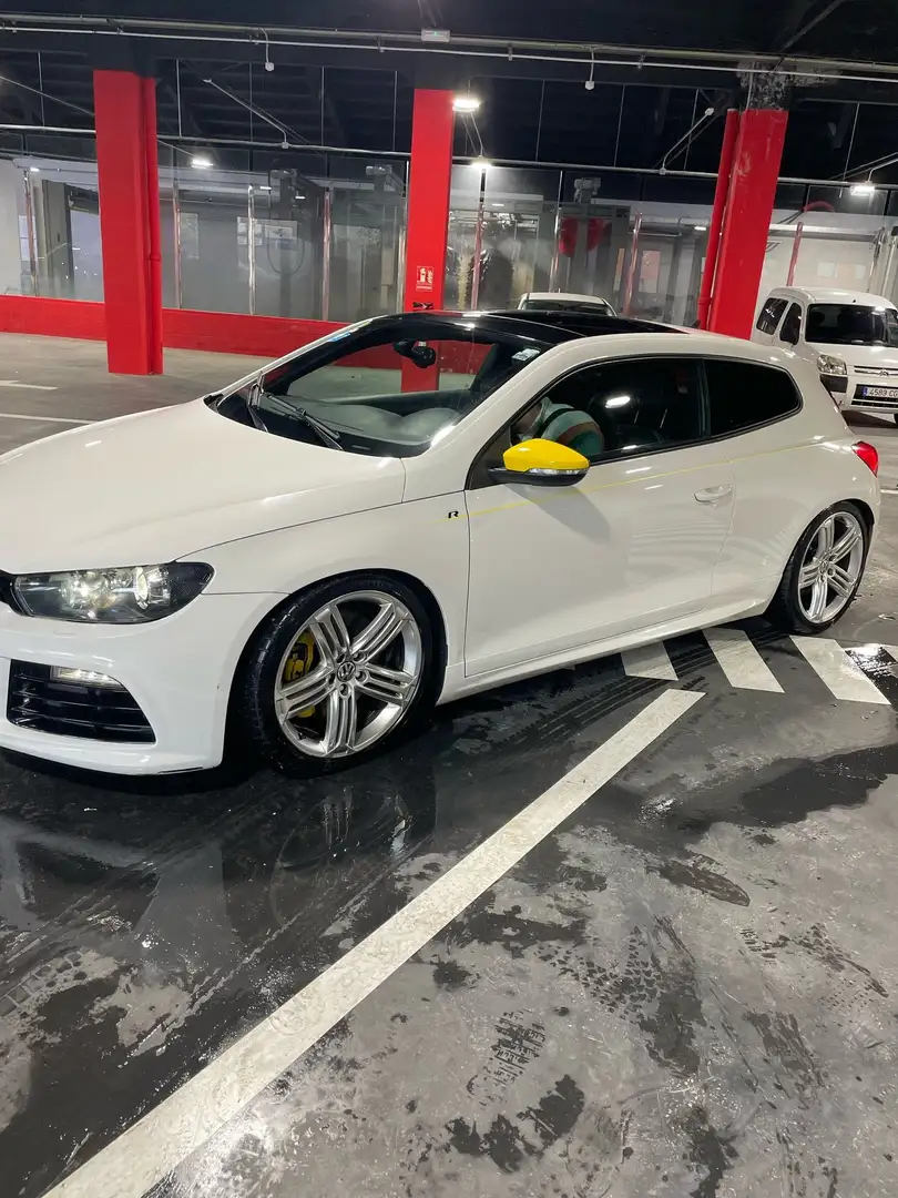 Volkswagen Scirocco 2.0 TSI R DSG - 1