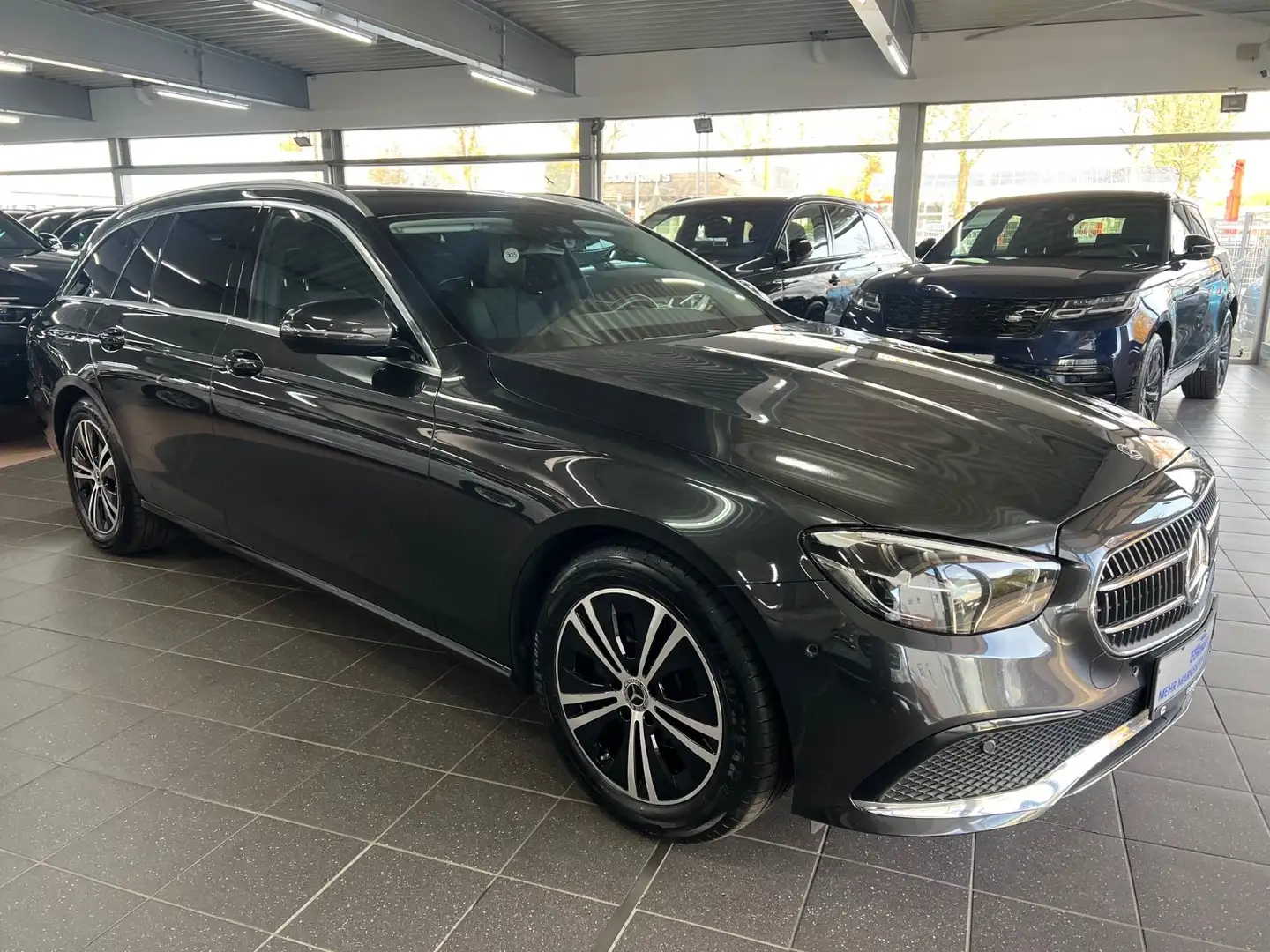 Mercedes-Benz E 220 d T 2x Avantgarde AHK+Spur und Park Paket Gris - 2