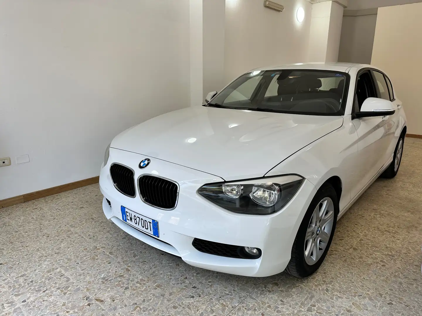 BMW 114 Modern Bianco - 1