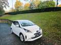 Toyota Aygo 65000 Km/Play/Camera/Clim/0475746702 Blanc - thumbnail 1