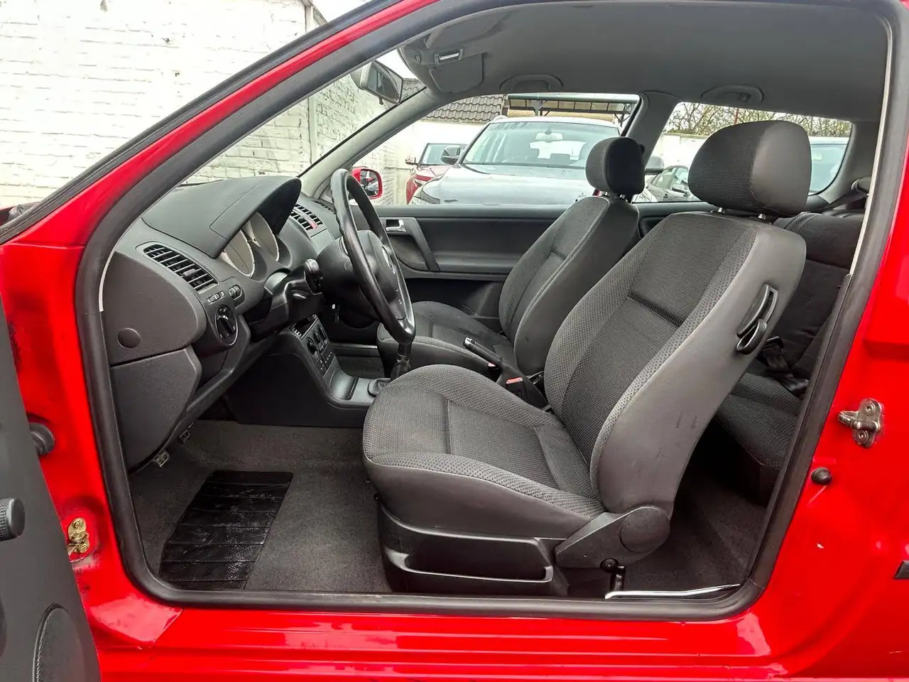 Volkswagen Polo 1.4i Trendline A EMPORTER EN L'ETAT, foto 11