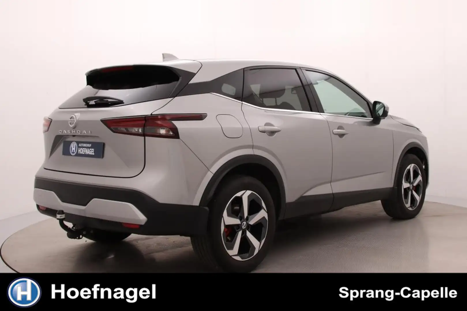 Nissan Qashqai 1.3 MHEV N-Connecta | Led | Carplay | Adapatieve c Grijs - 2