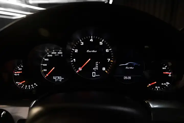 Porsche Turbo Coupé PDK (2015) 2016, foto 18