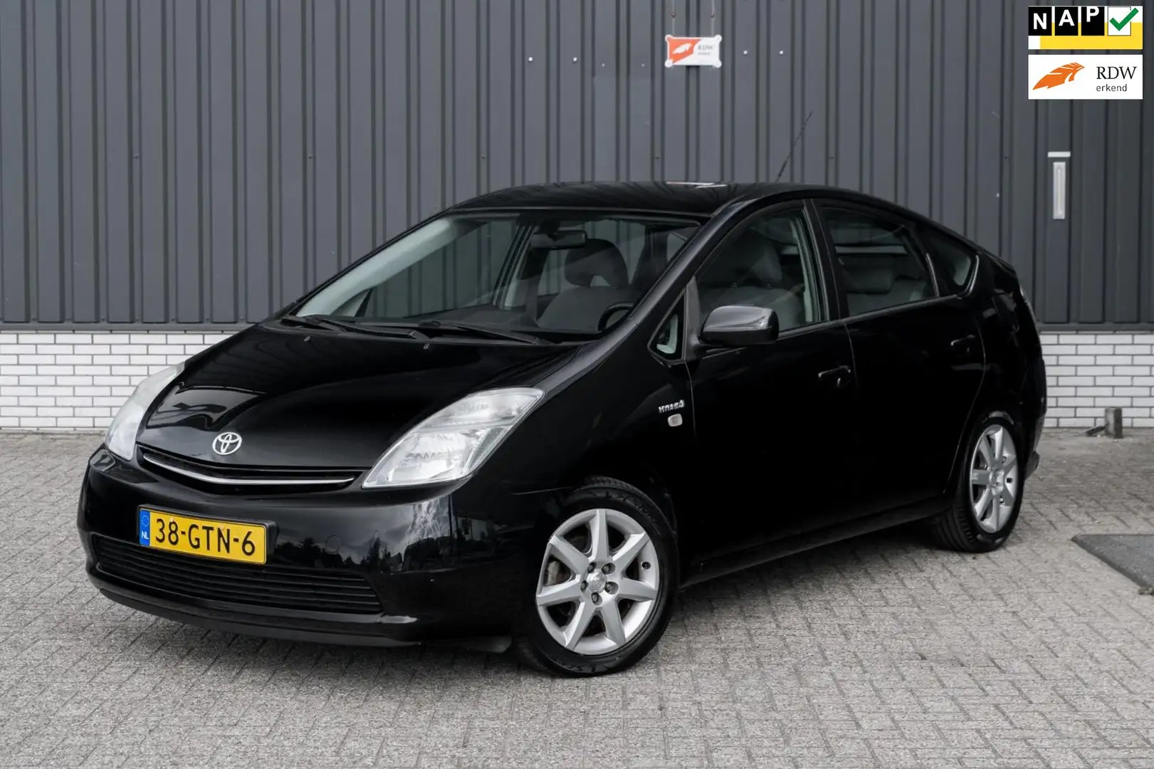 Toyota Prius 1.5 VVT-i Comfort*Volledig onderhouden*Cruisecontr Zwart - 1