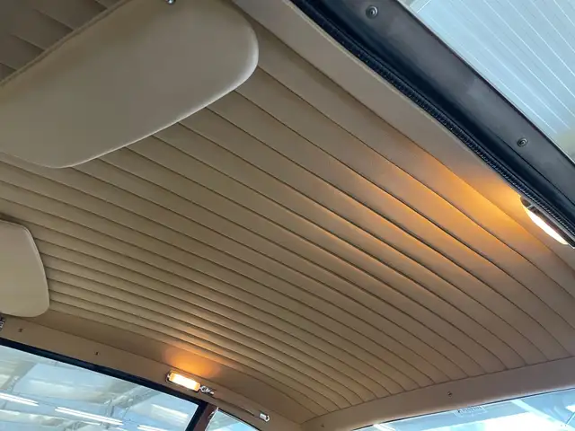 Ferrari 330 view 15