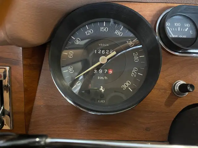 Ferrari 330 view 9
