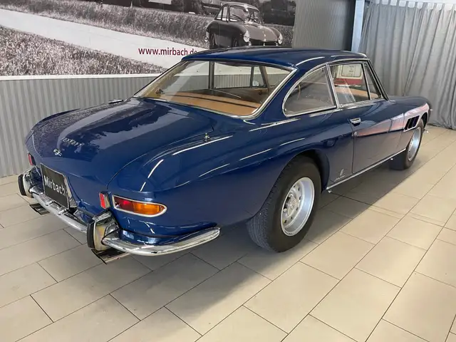 Ferrari 330 view 7