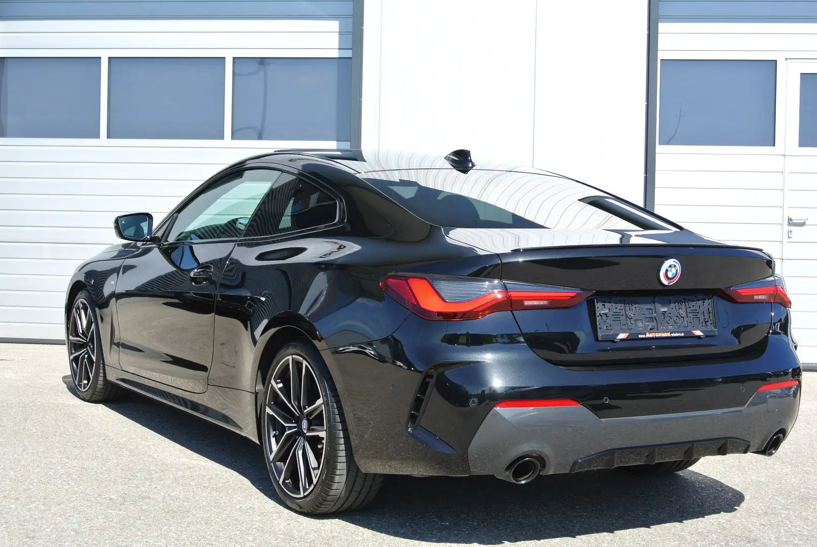 BMW 420 d Coupe Aut. *M-Sportpaket * LEDER *Schiebedach Schwarz - 2
