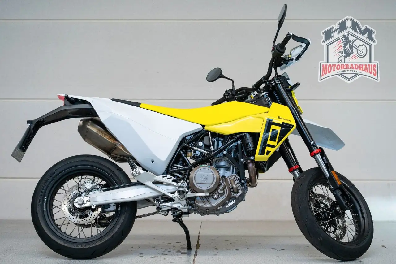 Husqvarna 701 Supermoto