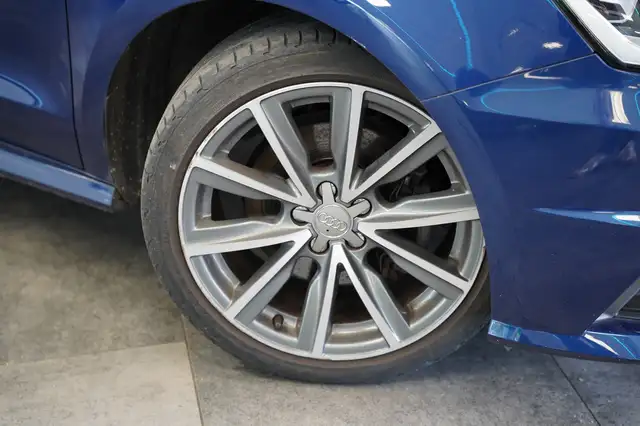 Audi A1 view 4