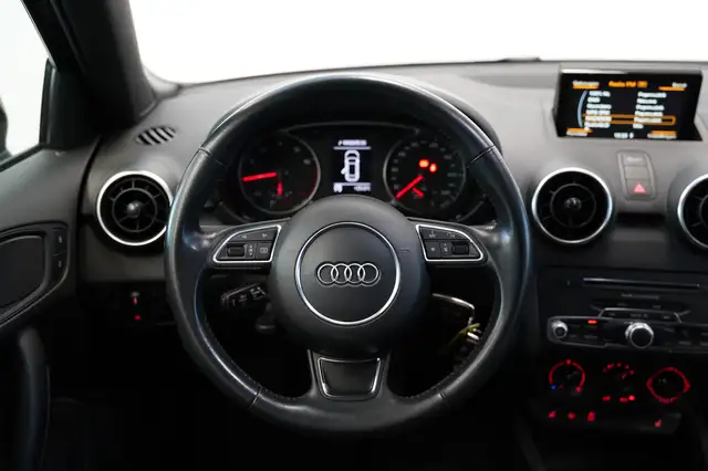 Audi A1 view 7