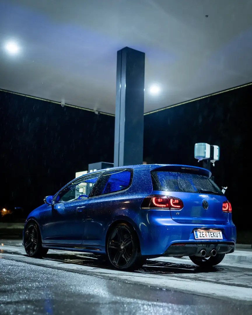 Volkswagen Golf R Blau - 2