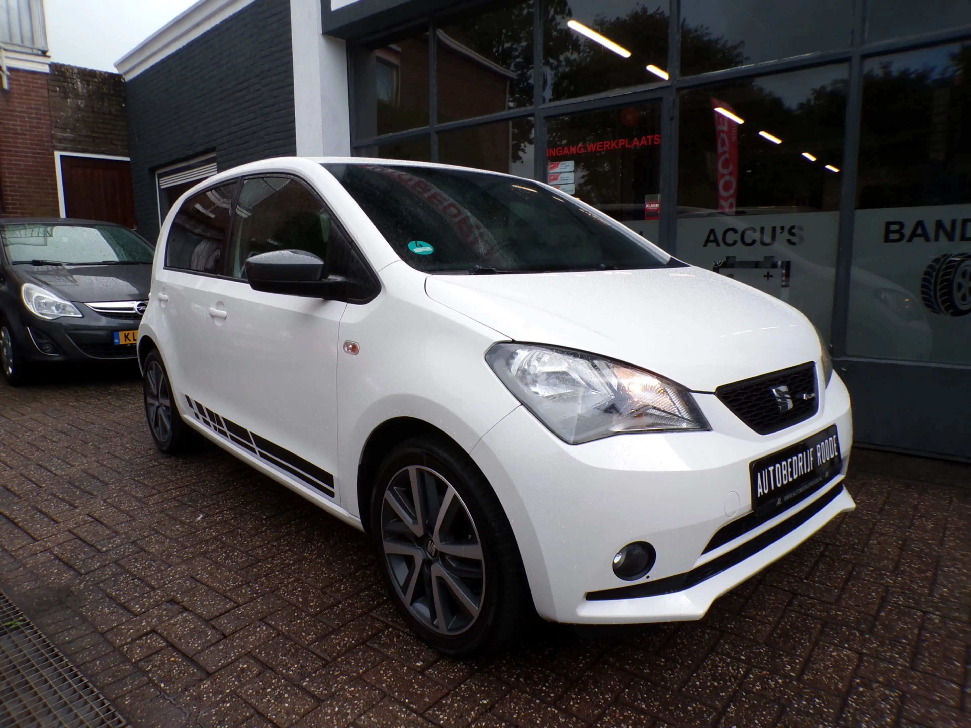 SEAT Mii 1.0 FR Edition 5-Drs AIRCO,TOP STAAT! — photo 2