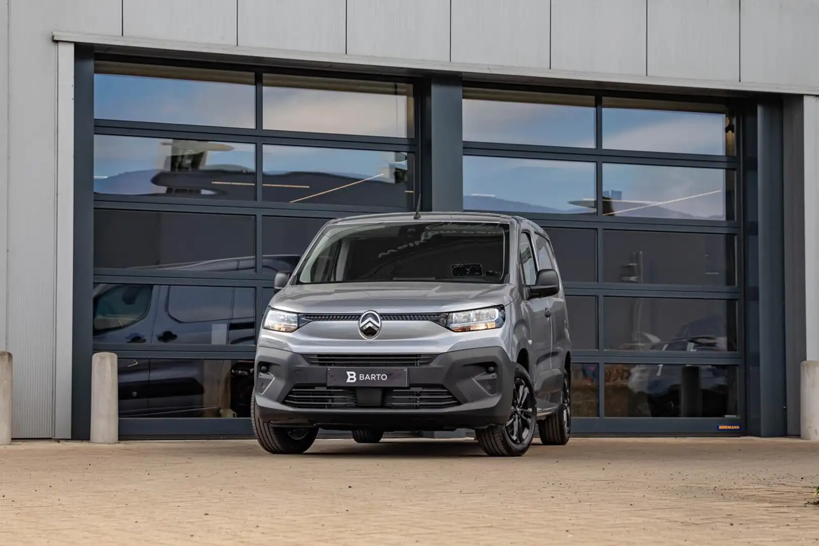 Citroen Berlingo 3-zit | 110 PK Benzine | Camera | Hout | Airco ... Gris - 1