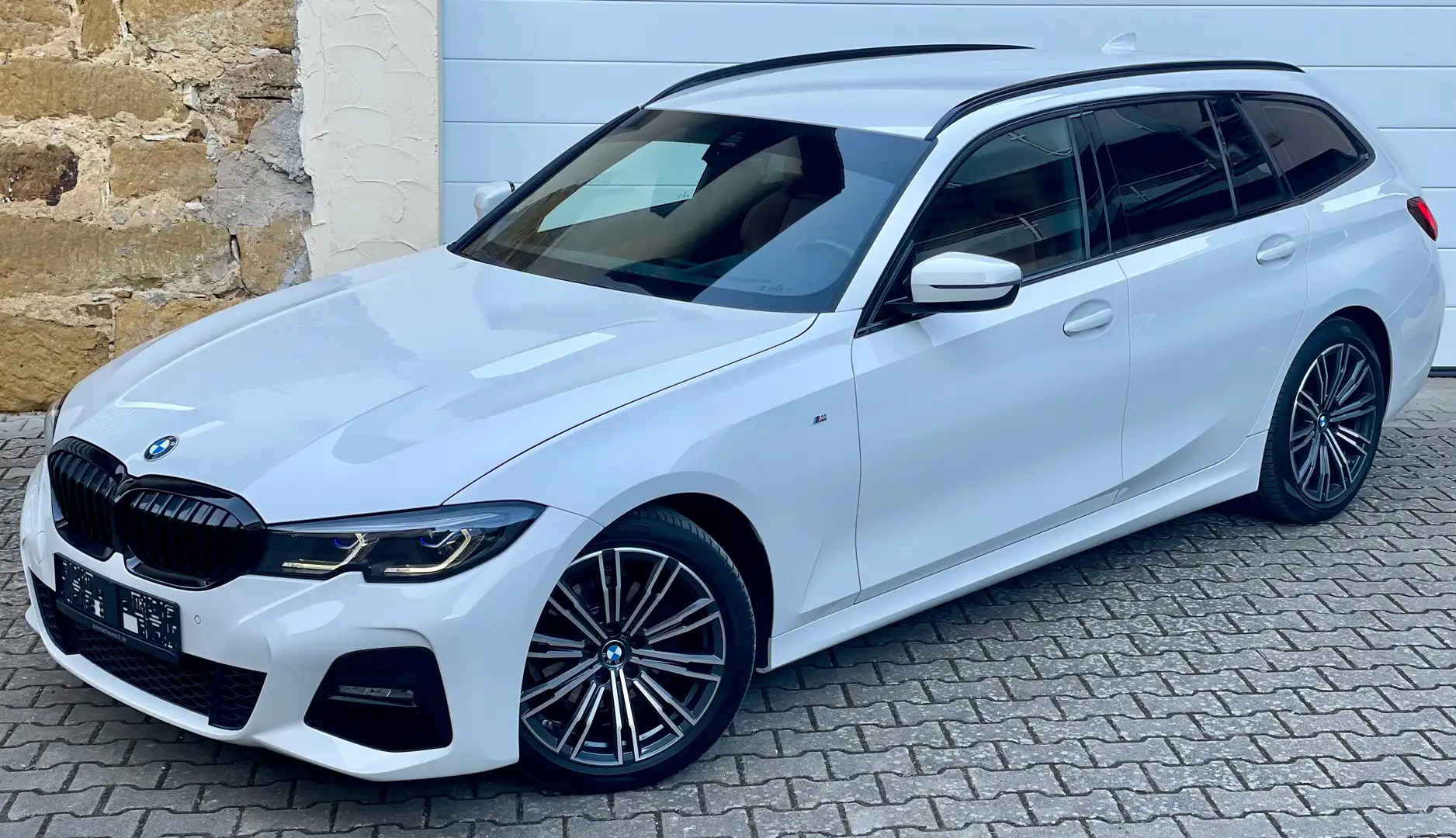 BMW 320 d M-Sport*Laser*MSitze*Head Up*Komfortzugang Weiß - 1
