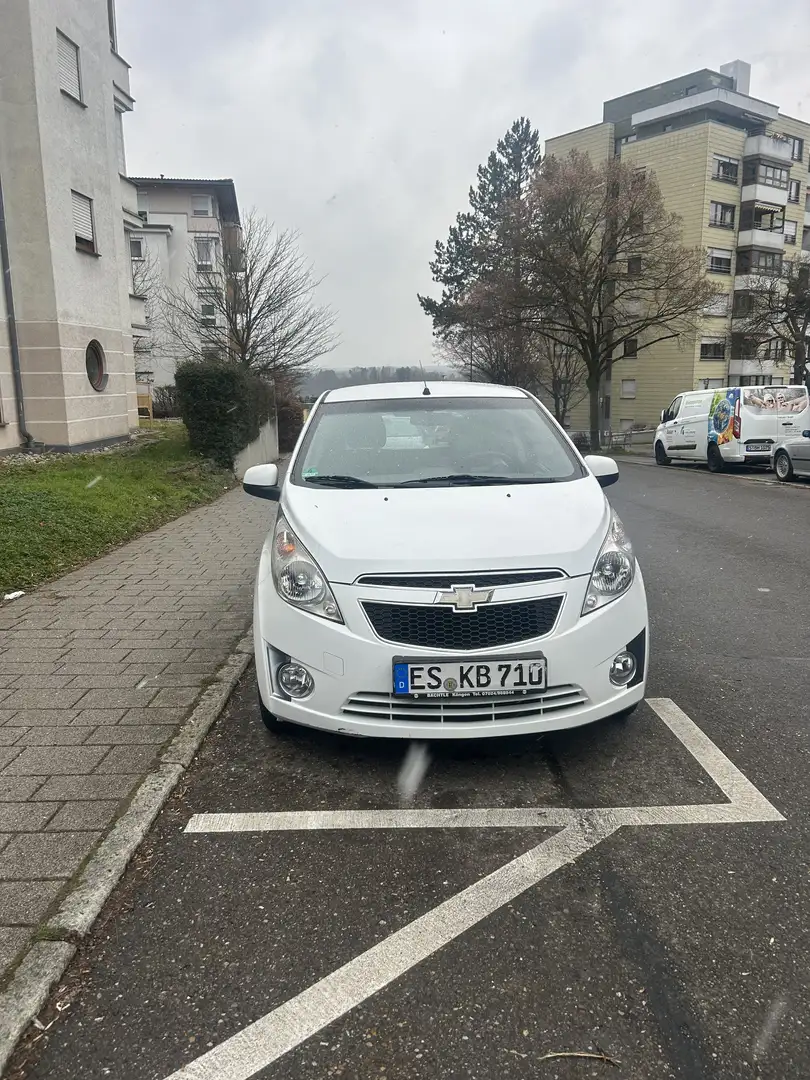 Chevrolet Spark LS Weiß - 2