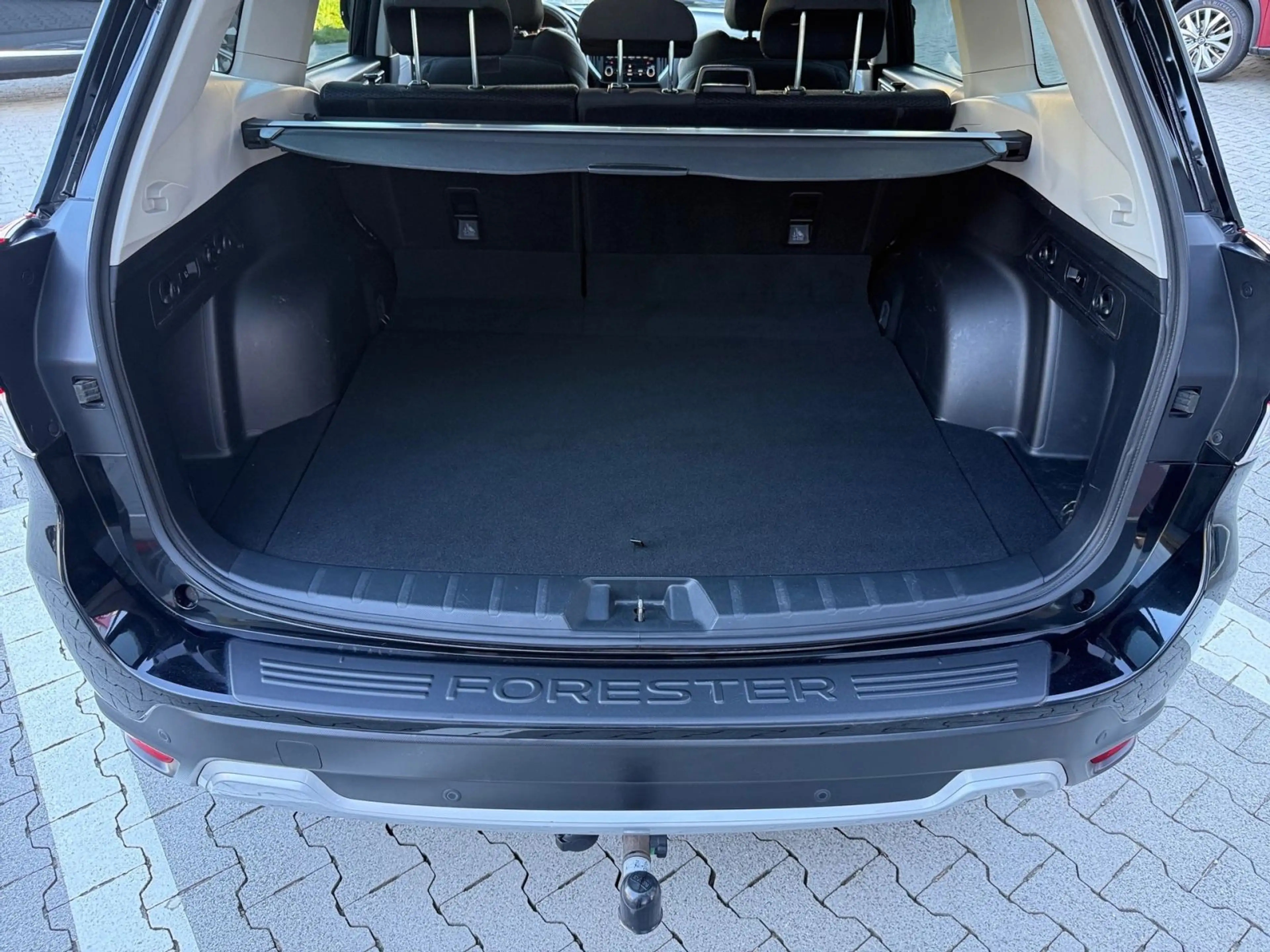 Subaru Forester 2.0ie Mild-Hybrid Comfort, AHK, Kamera — photo 13