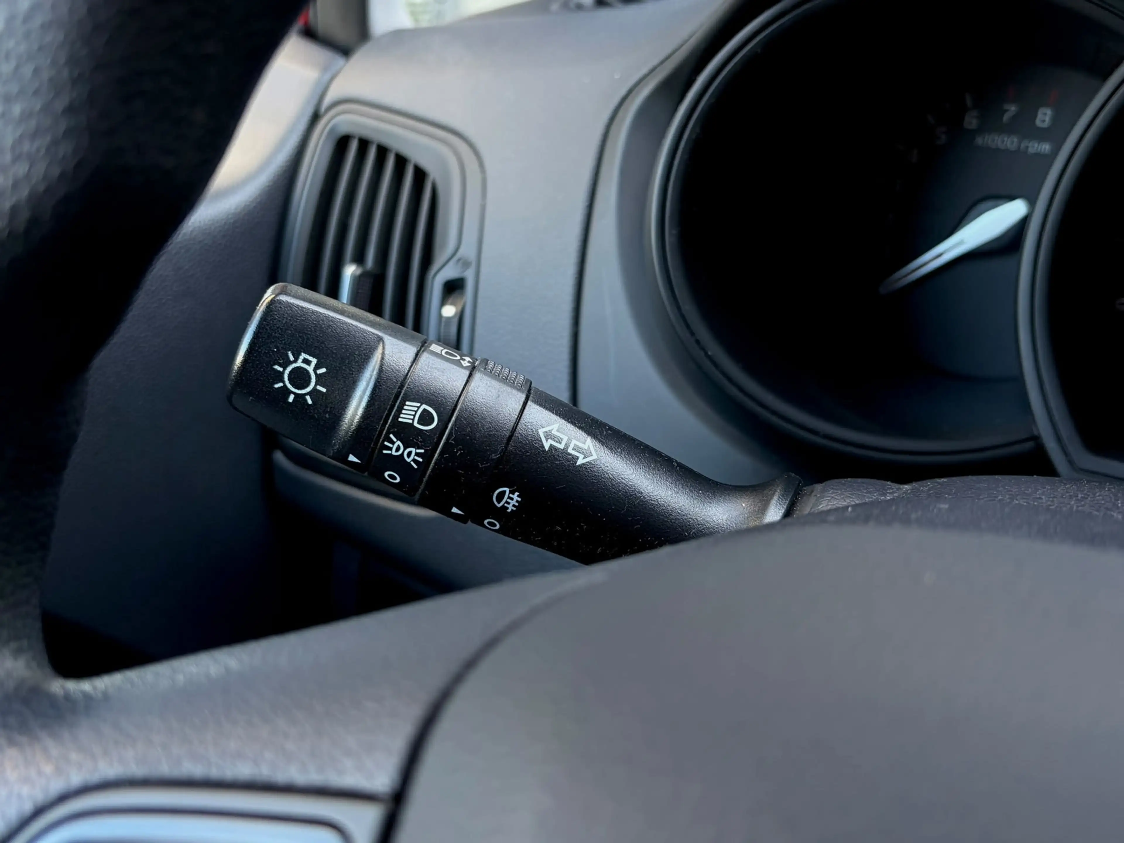 Kia Rio 1.2 CVVT ComfortLine — photo 11