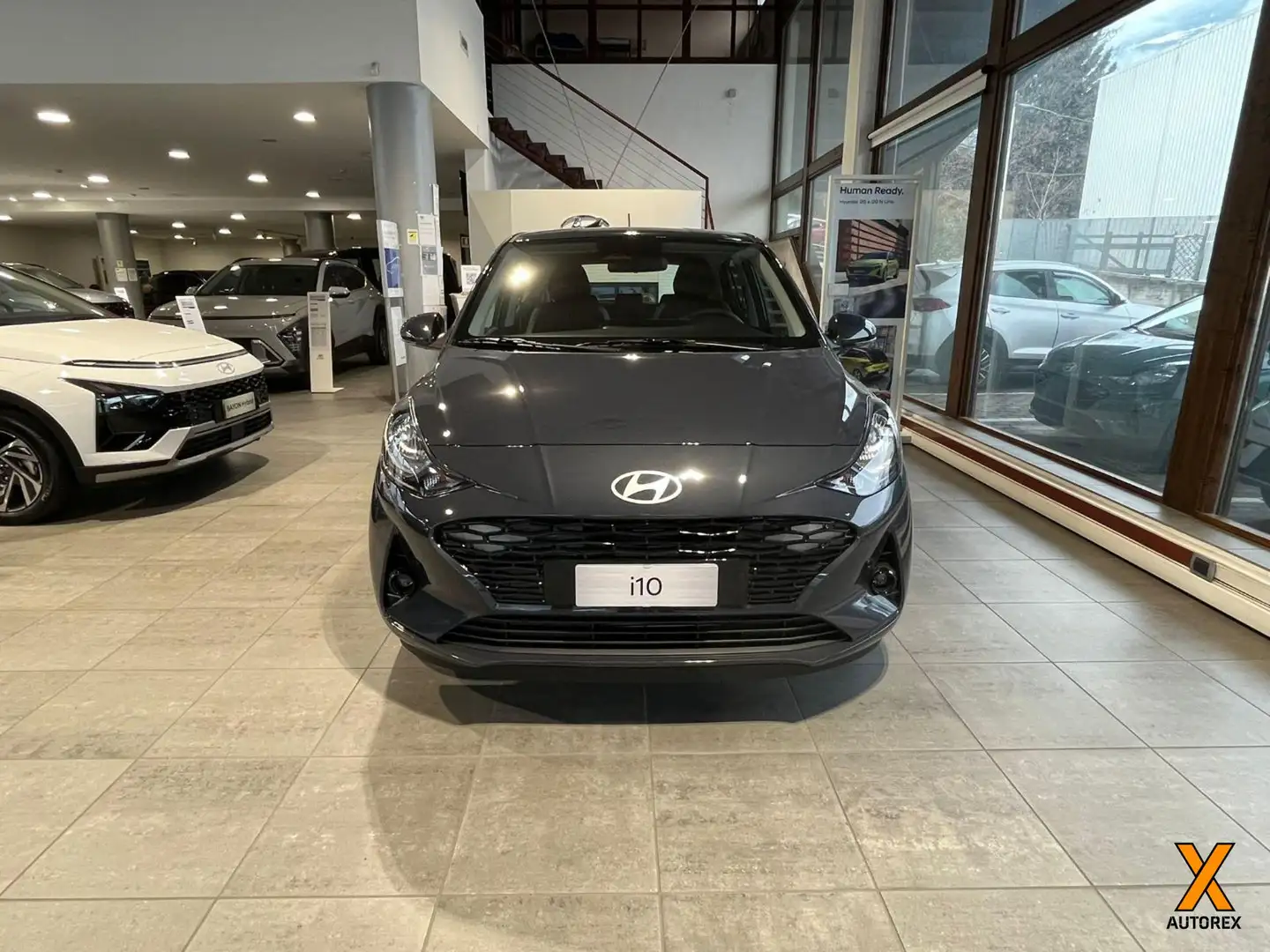 Hyundai i10 1.0 MPI Connectline CON ROTTAMAZIONE Grijs - 2