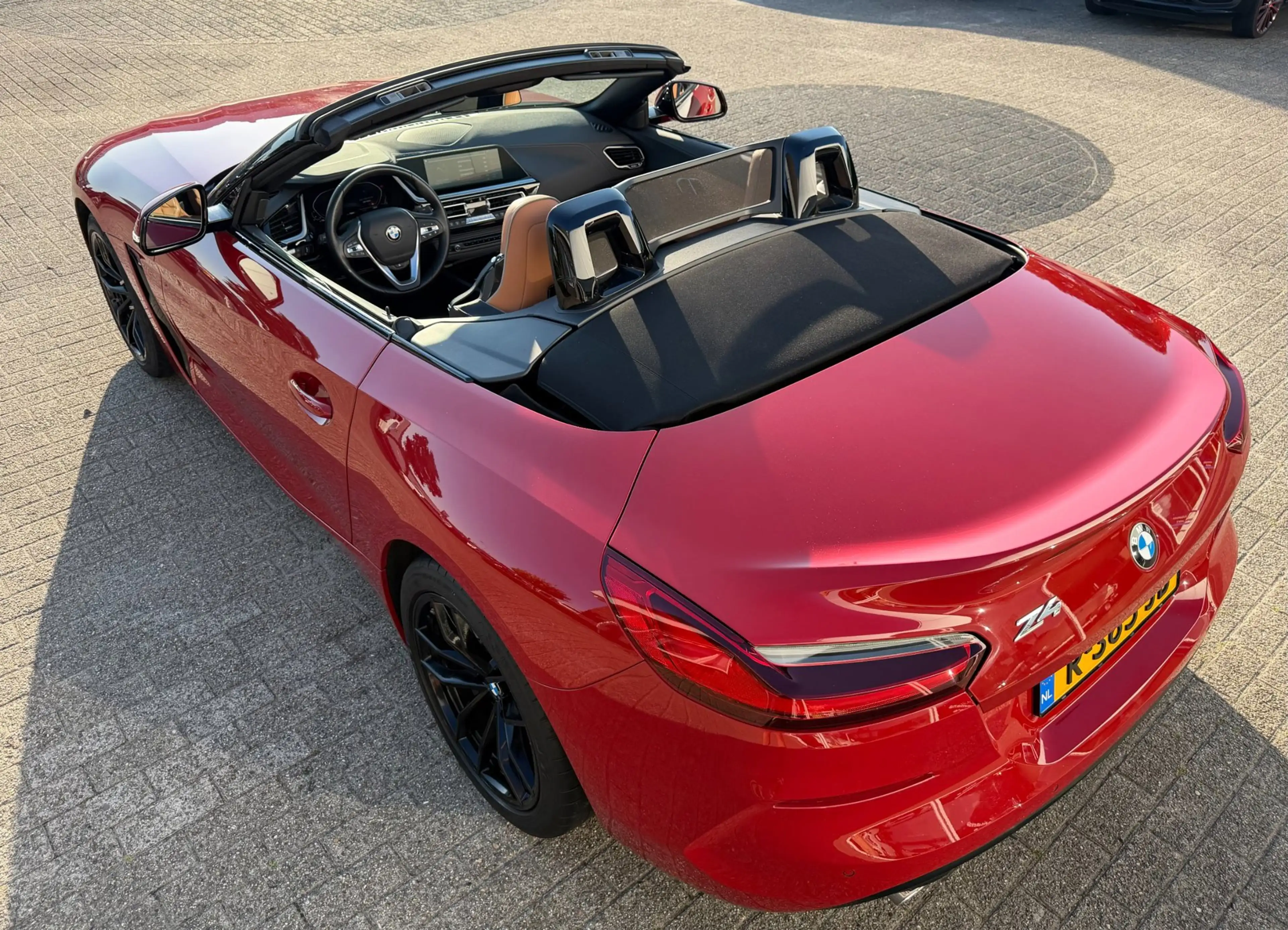 BMW Z4 SDRIVE20I SDrive20i High Executive / CARPLAY / LEE — photo 10
