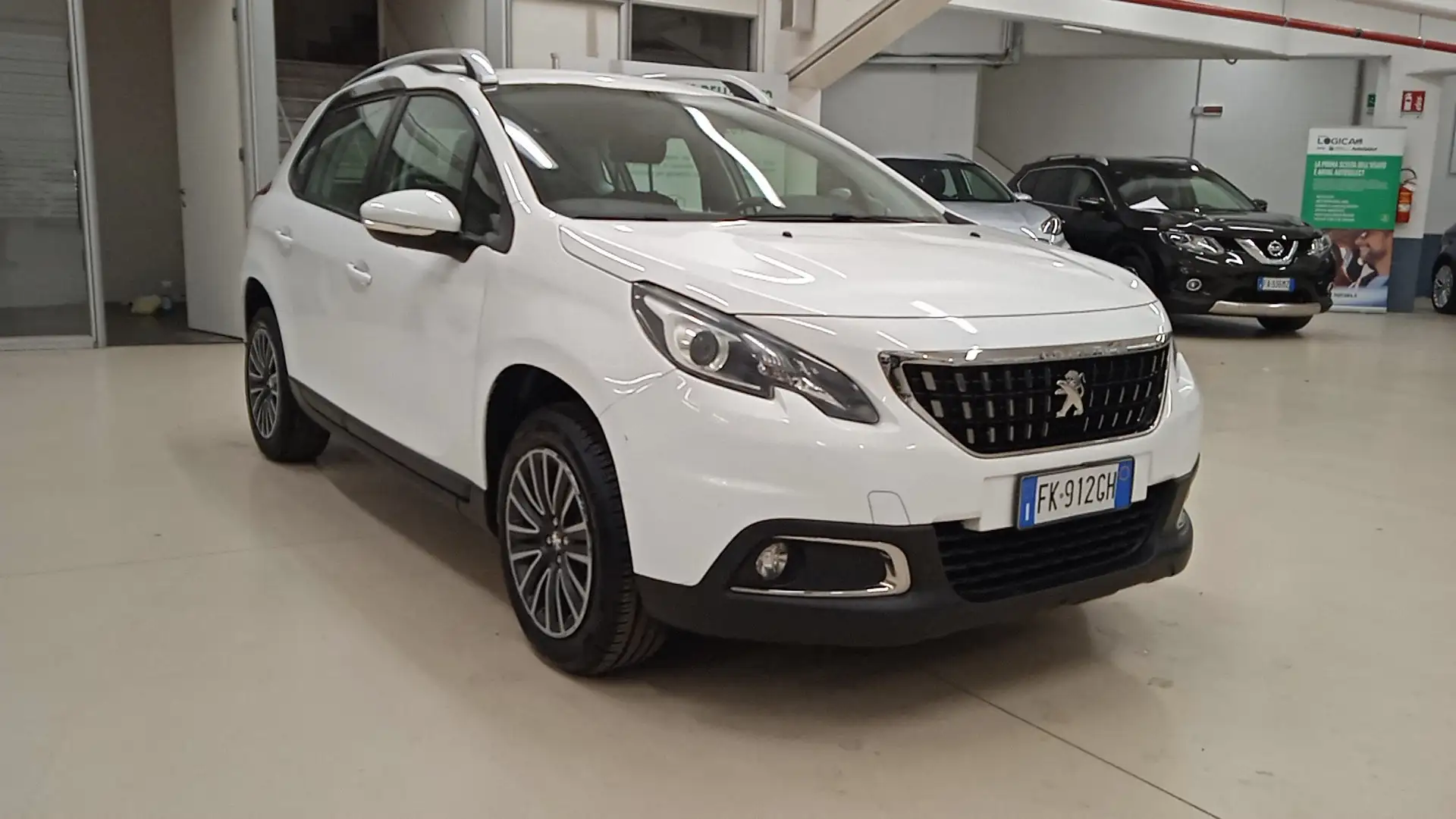 Peugeot 2008 - 2008 1.6 bluehdi Active 100cv Weiß - 1