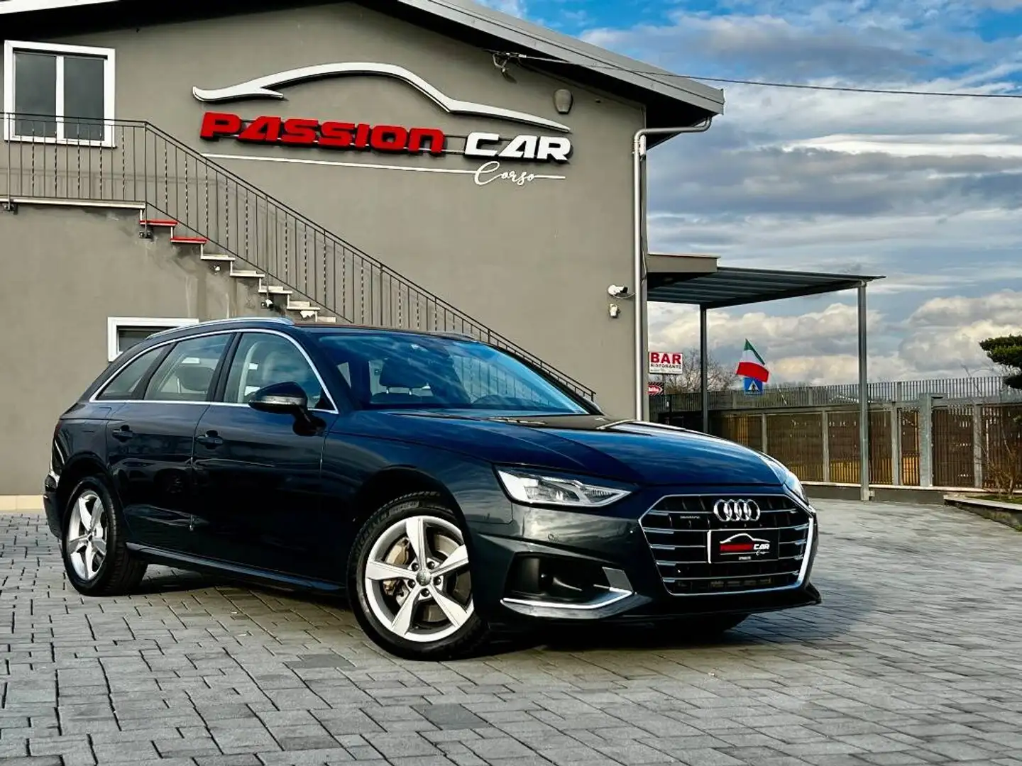 Audi A4 45 3.0 tdi Business Advanced quattro 231cv tiptron Grigio - 1