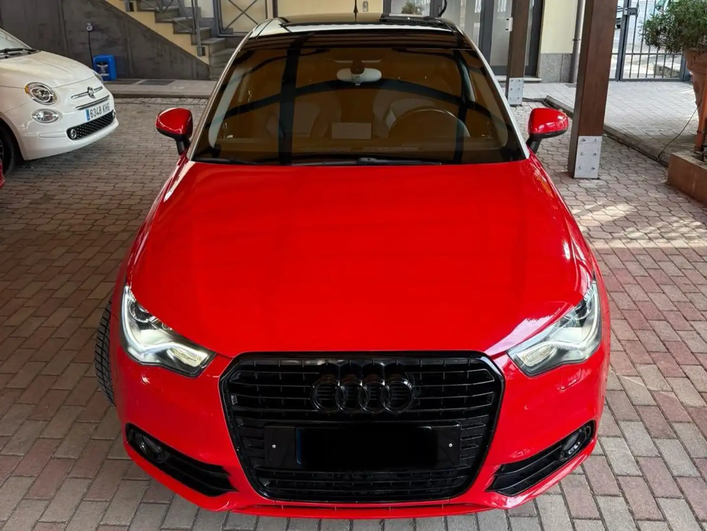 Audi A1 A1 Sportback 1.6 TDI NEOPATENTATI-TETTO-S TRONIK Rot - 2