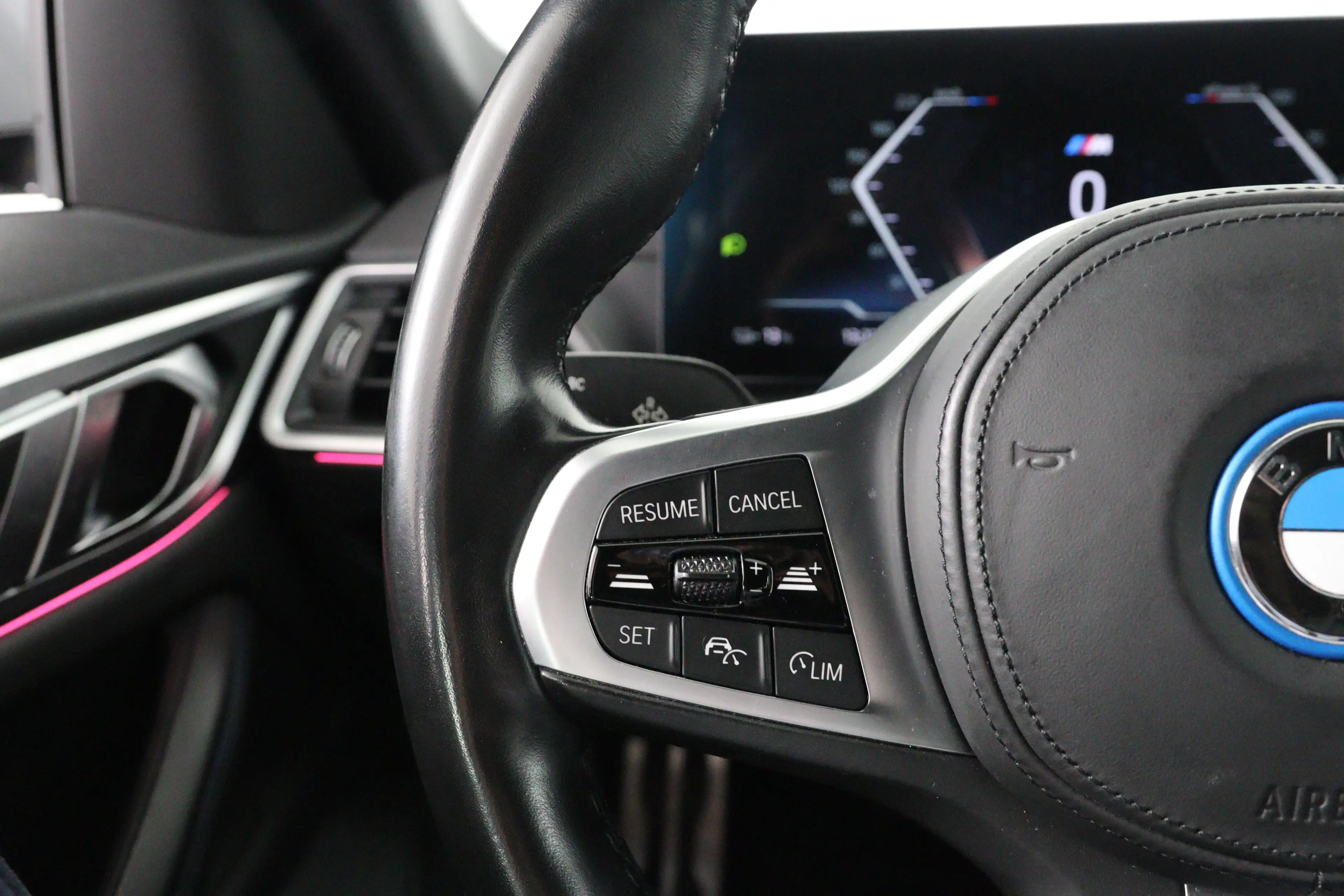 BMW i4 eDrive40 84 kWh M-Sport | SOH 94% | Sfeerverlichti — photo 25