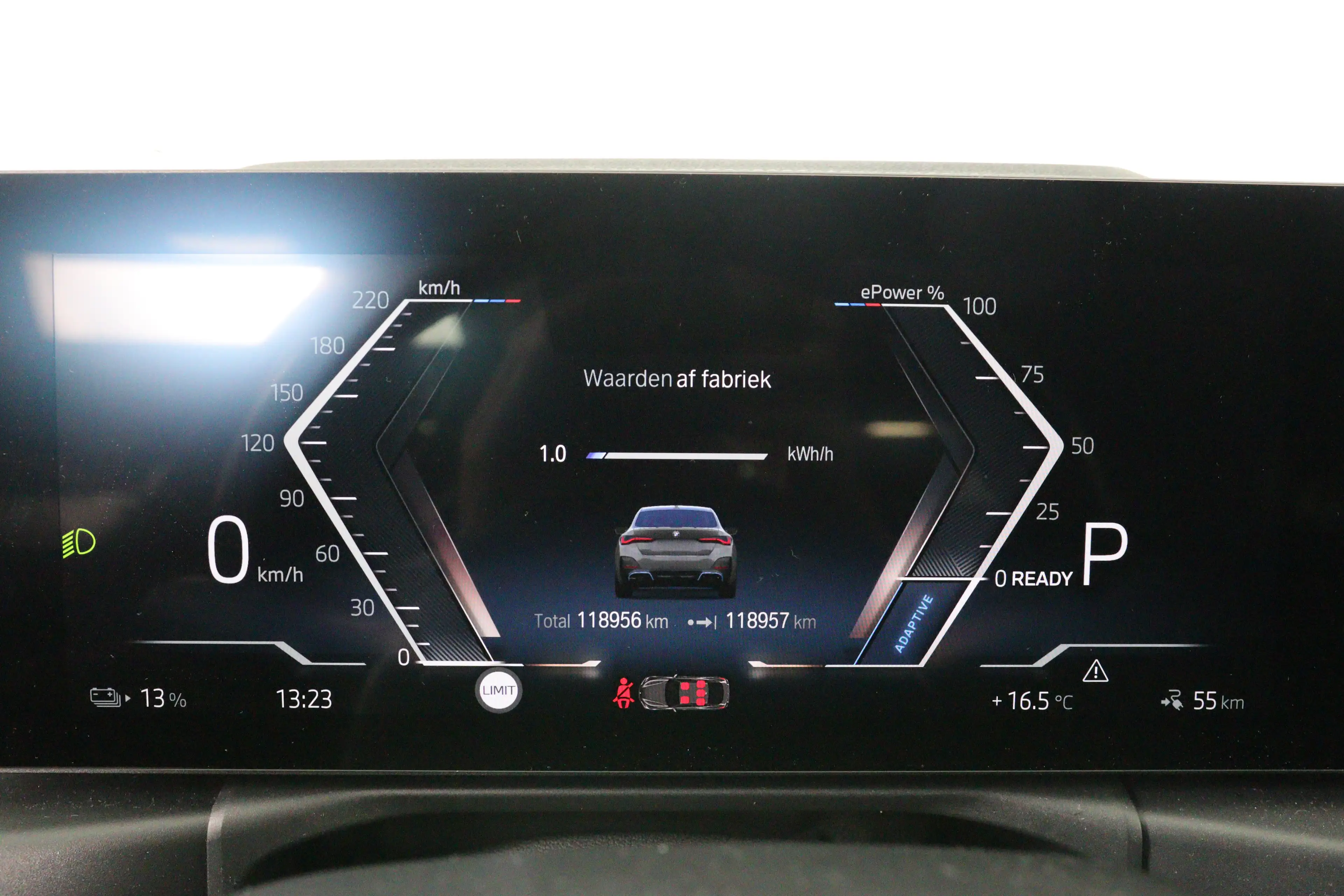 BMW i4 eDrive40 84 kWh M-Sport | SOH 94% | Sfeerverlichti — photo 13
