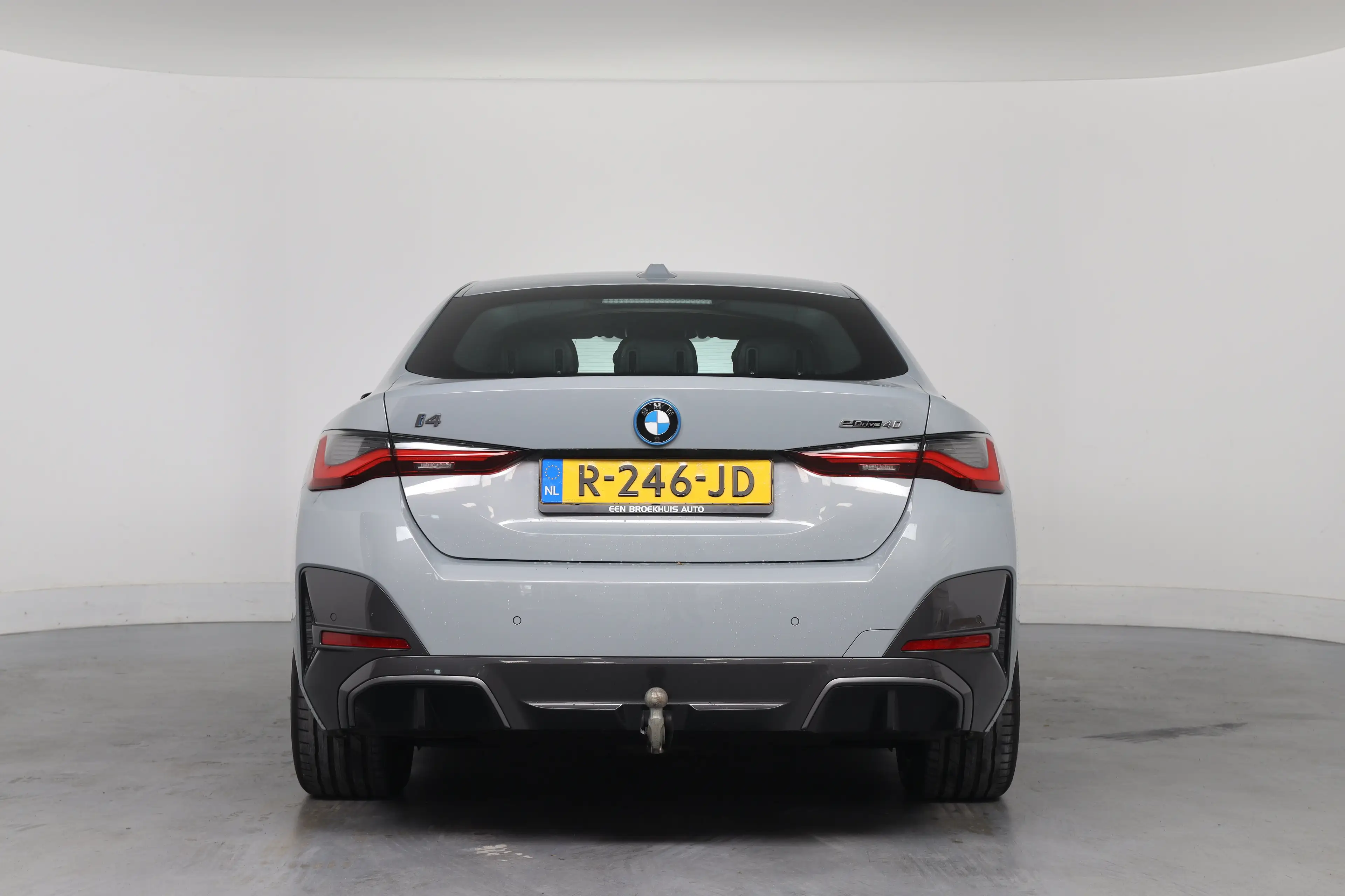 BMW i4 eDrive40 84 kWh M-Sport | SOH 94% | Sfeerverlichti — photo 11